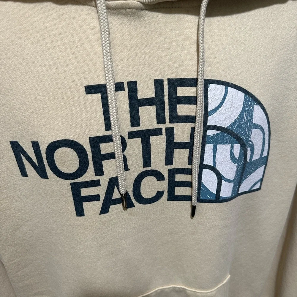 Authentic *The NORTH FACE* soft comfortable men’s pullover hoodie sweatshirt M